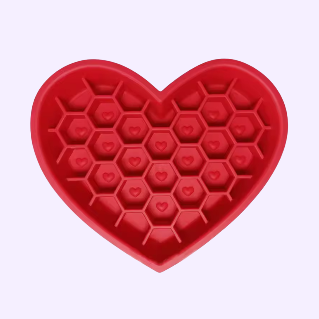 Gamelle cœur rouge avec tapis de léchage pour chien