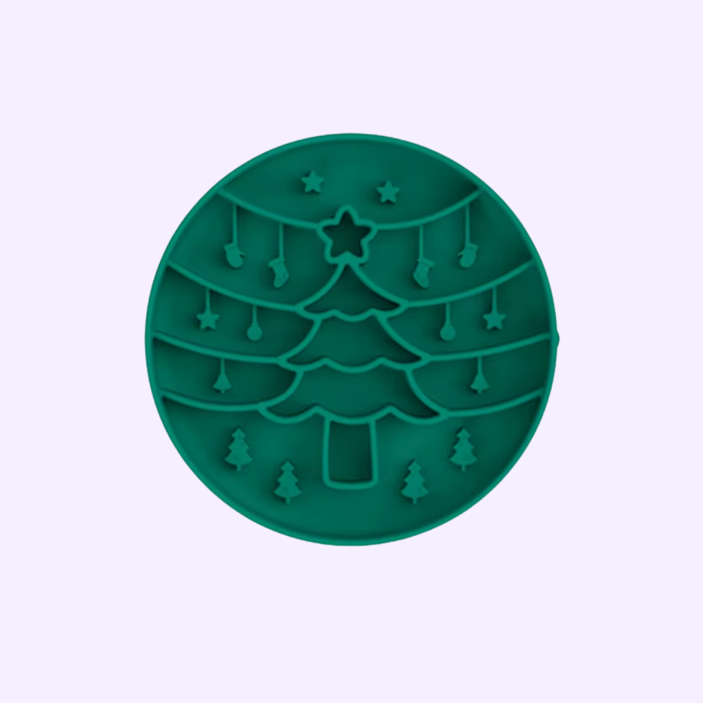 Coloris vert sapin à motif sapin et guirlandes
