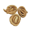Trois donuts en peau de chèvre séchée roulée