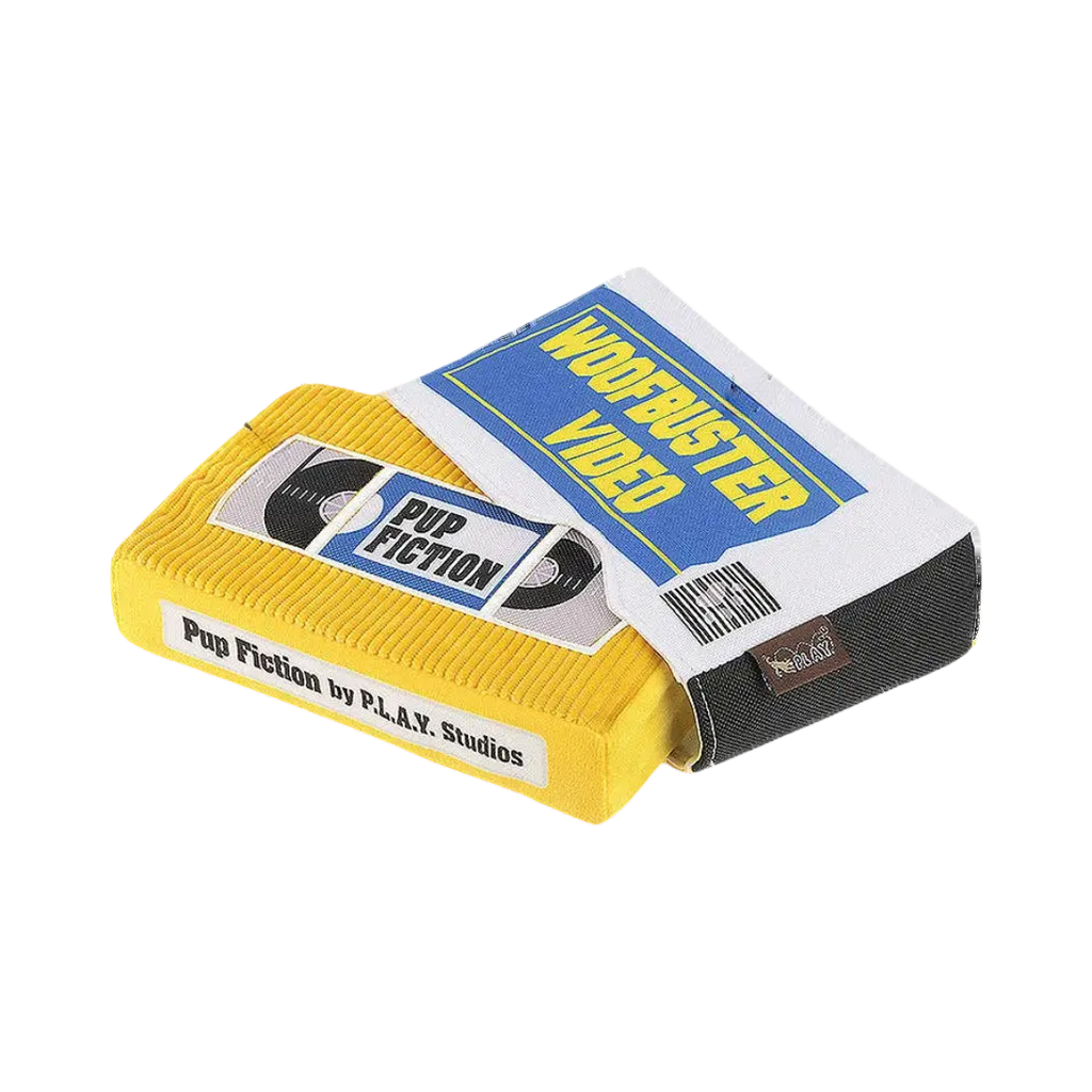Cassette jaune Pup Fiction et son boîtier bleu