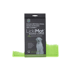 Tapis vert anis à picots et son emballage noir