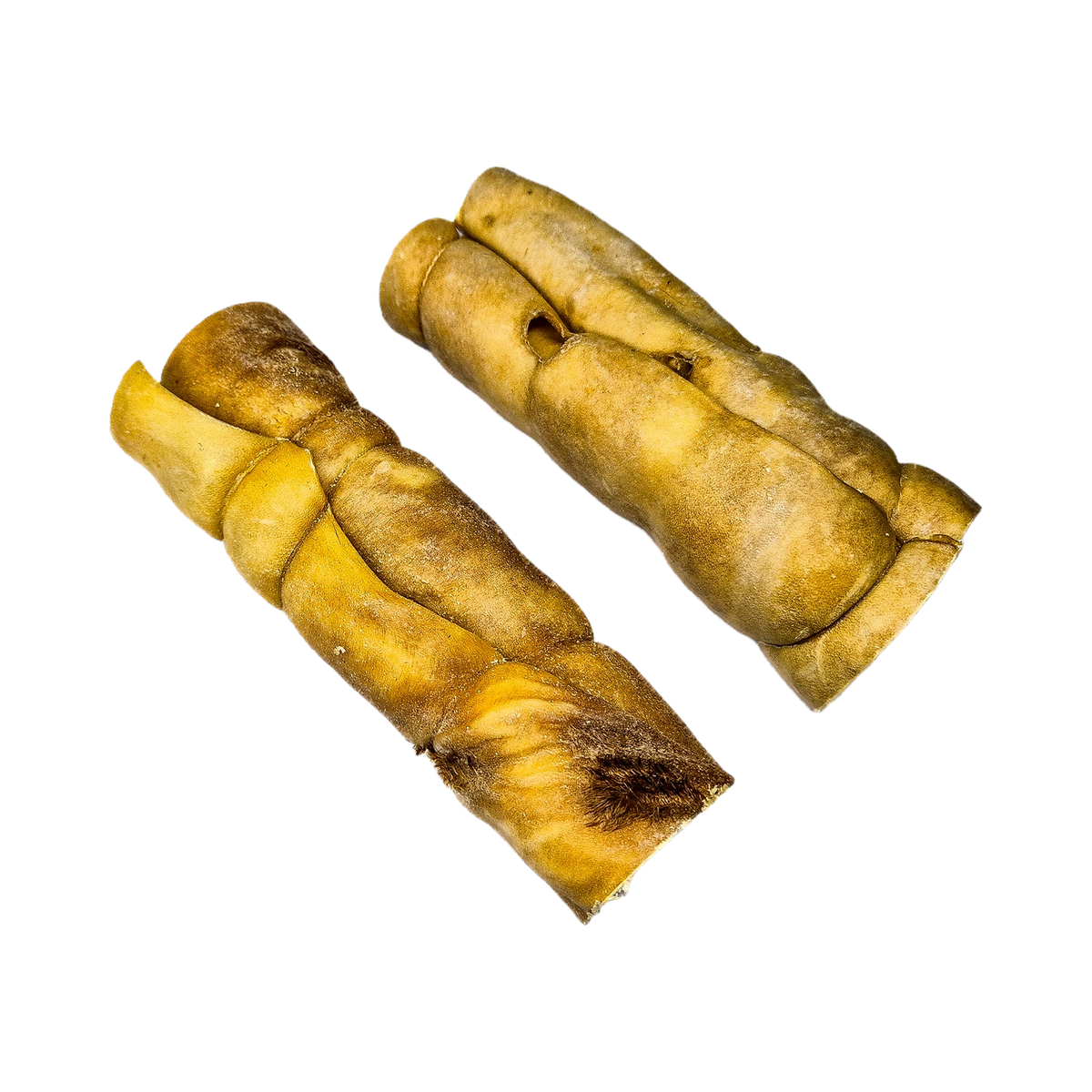 Deux rouleaux de peau de buffle séchée dorée