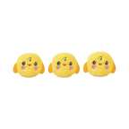 Trois petits poussins jaunes aux joues roses à cacher