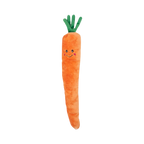 Longue carotte orange souriante aux fanes vertes