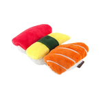Trois sushis moelleux : thon rouge, omelette jaune et saumon