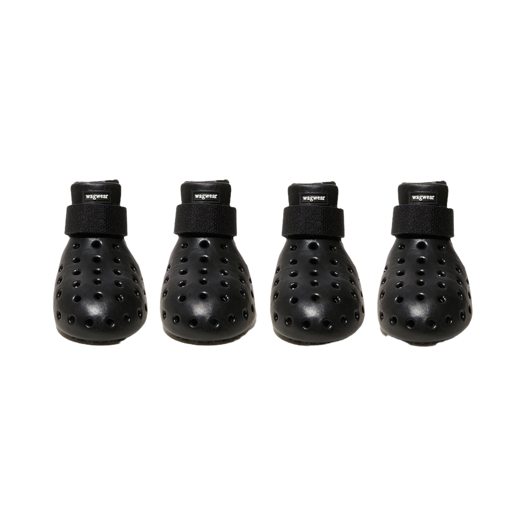 Quatre bottines coloris noir