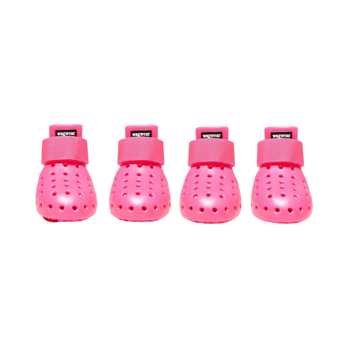 Quatre bottines coloris rose vif