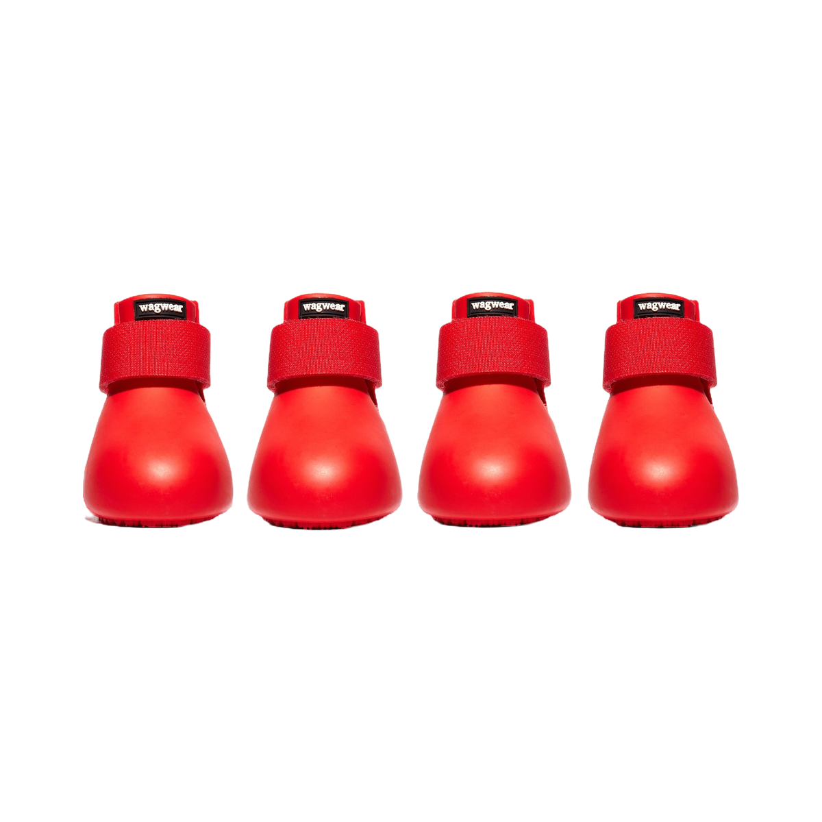 Quatre bottes coloris rouge