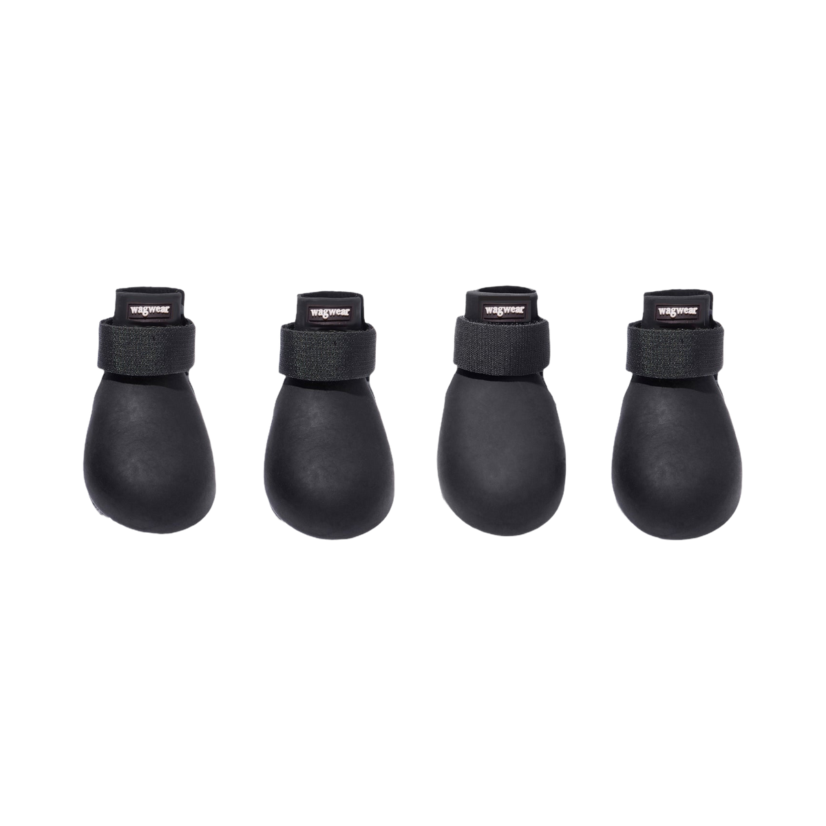 Quatre bottes coloris noir