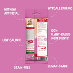 Dos du sachet de bâtonnets dentaires Soopa fraise & crème de coco avec ses engagements