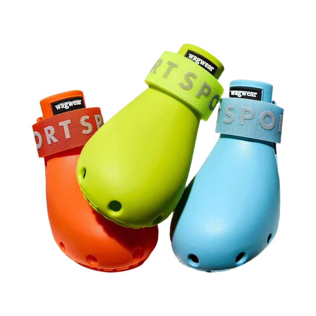 Trois bottes orange, vert anis et bleu ciel