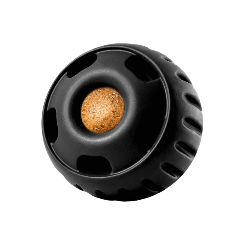 Boule noire ajourée garnie d'une recharge de friandise